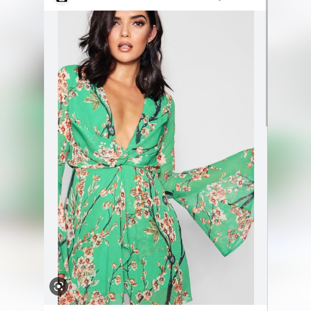 Floral Print Flare Sleeve Shift Dress